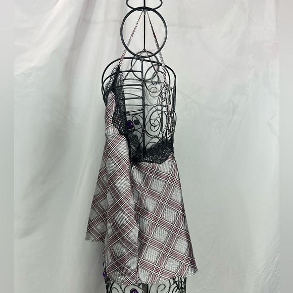 Victoria's Secret silky plaid cami size L - Picture 6 of 9